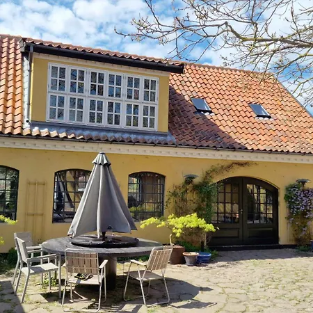Charming In The Old Church Forge Appartement