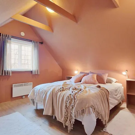 Appartement Charming In The Old Church Forge Rønne