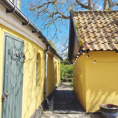 Charming In The Old Church Forge Rønne